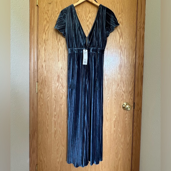 NWT Free People MINKPINK Lex Velvet Ribbed Jumpsuit in Sky, Size XS - Picture 7 of 9